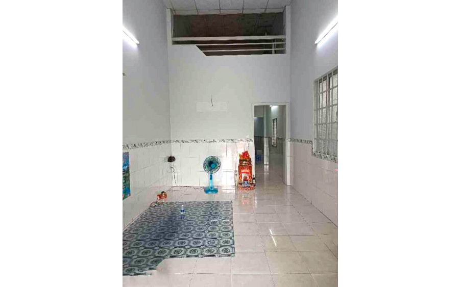 Bán nhà Nguyễn Thị Thử, 80m2, 3 Phòng ngủ, N4m, Đ. 3m giá chỉ 2.x tỷ